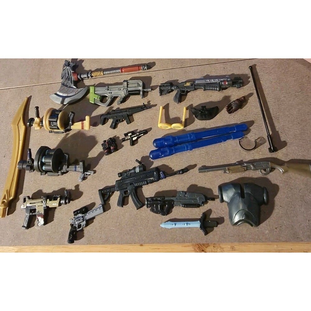 24 Pc Action Figure Accessory Lot Weapons Guns Fortnite Imaginext +